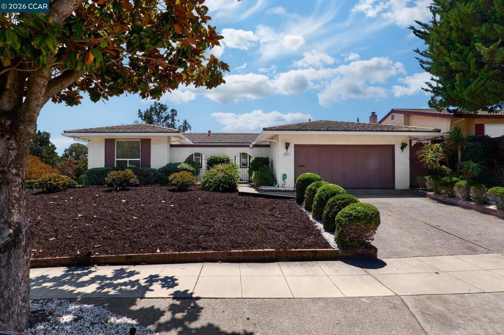 8197 Coach Dr, Oakland, CA 94605 — photo 1