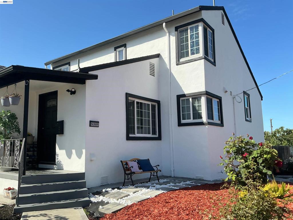 5301 Brann ST, Oakland, CA 94619 — photo 1