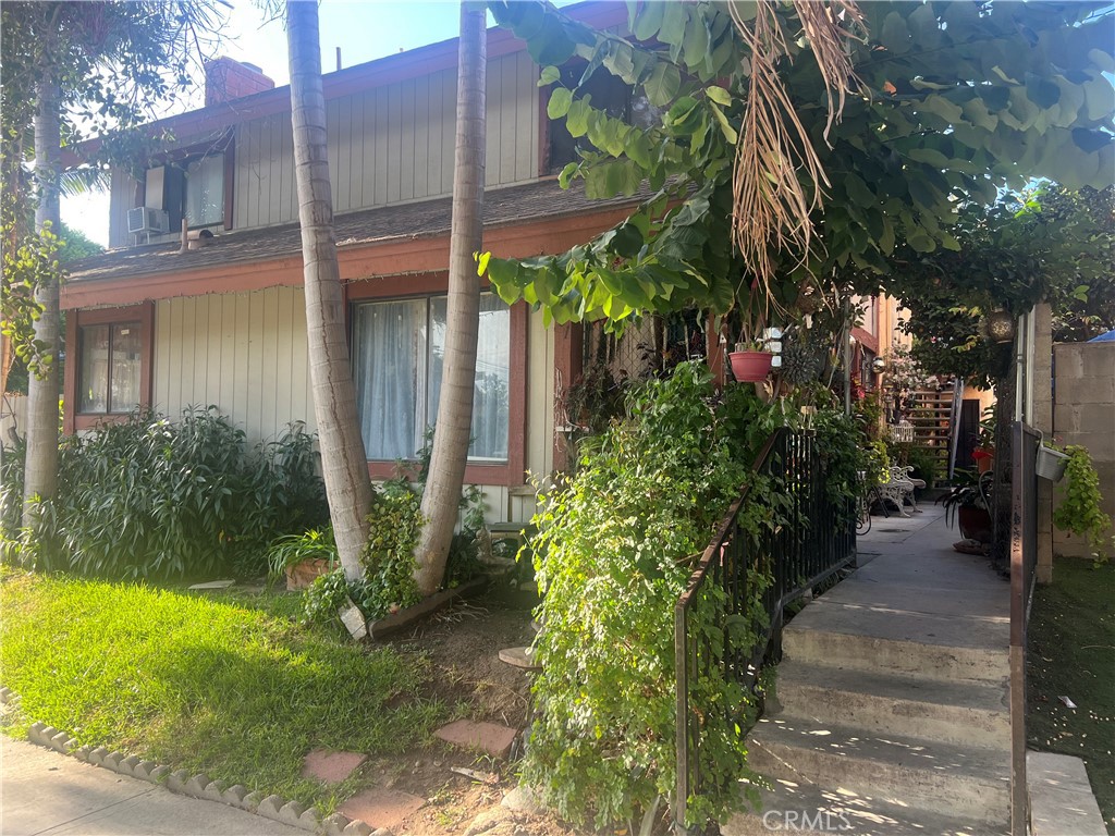 701 E Chestnut, Santa Ana, CA 92701 — photo 1