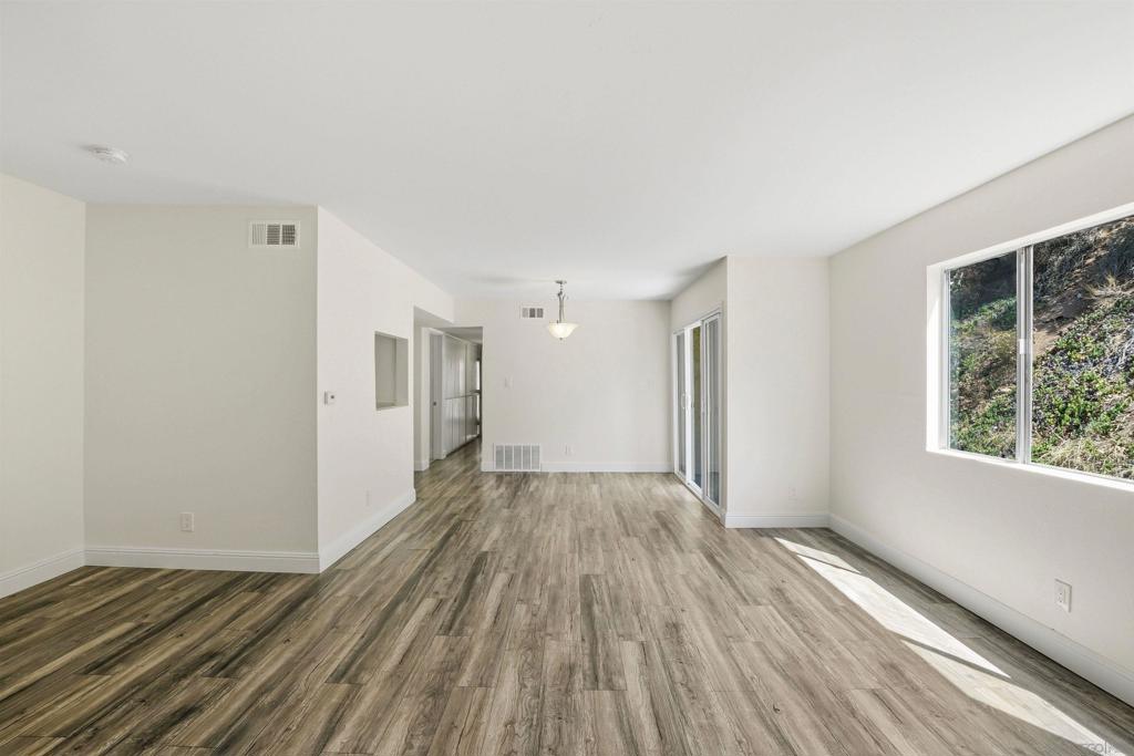 6811 Alvarado Rd 24, San Diego, CA 92120 — photo 1