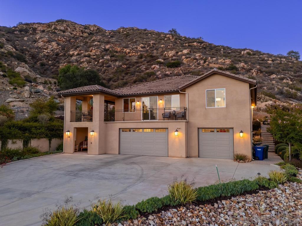 718 Stoneybrae Pl, Escondido, CA 92027 — photo 1