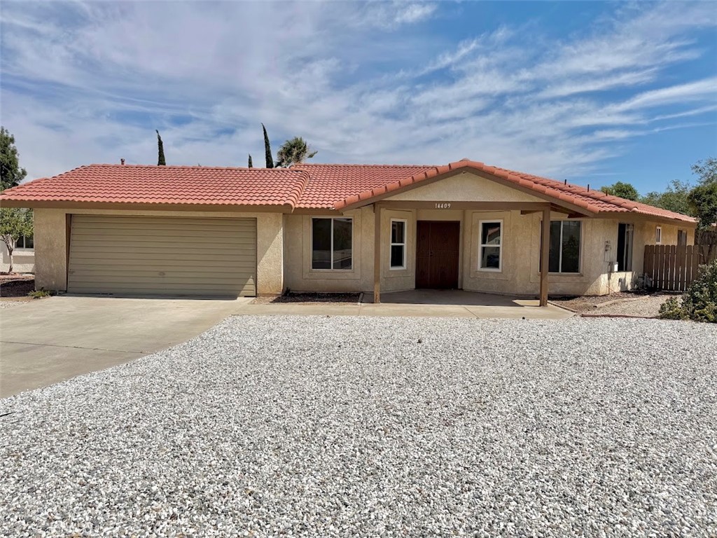 14409 Riverside, Hesperia, CA 92345 — photo 1