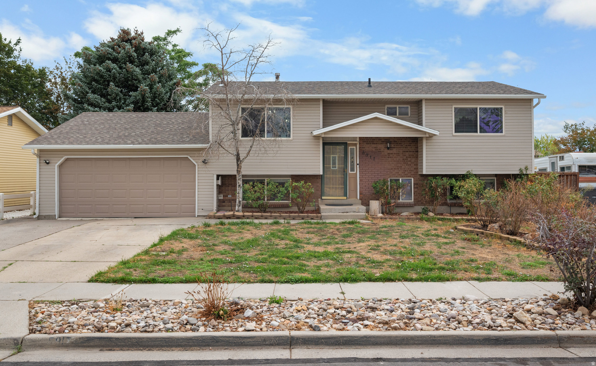 5917 S BRASS DR, Salt Lake City, UT 84118 — photo 1