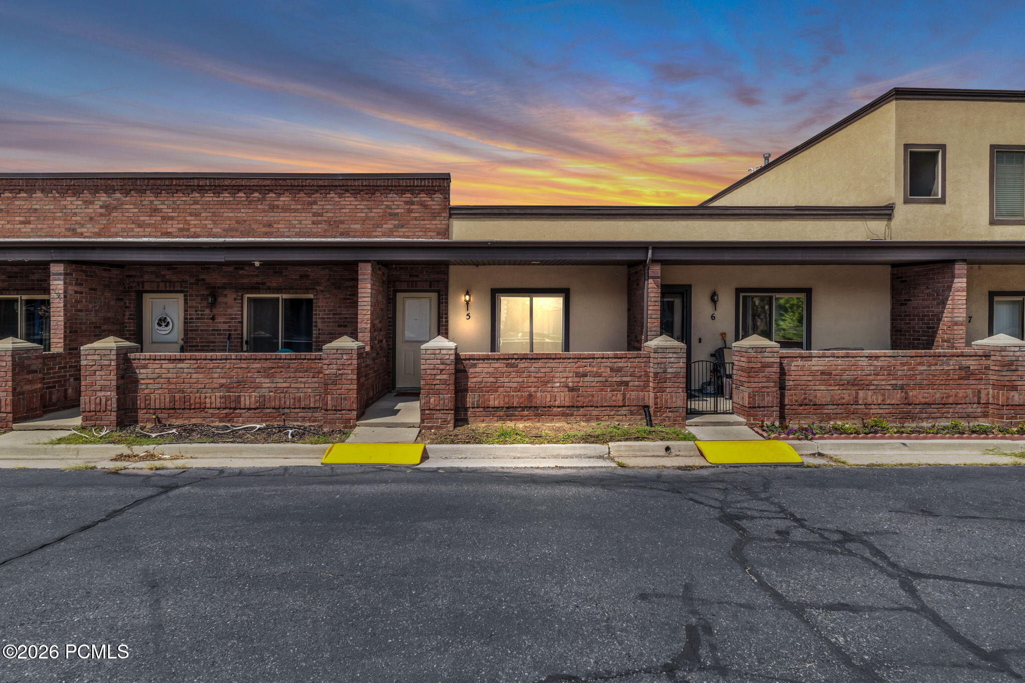44 200, Bountiful, UT 84010 — photo 1