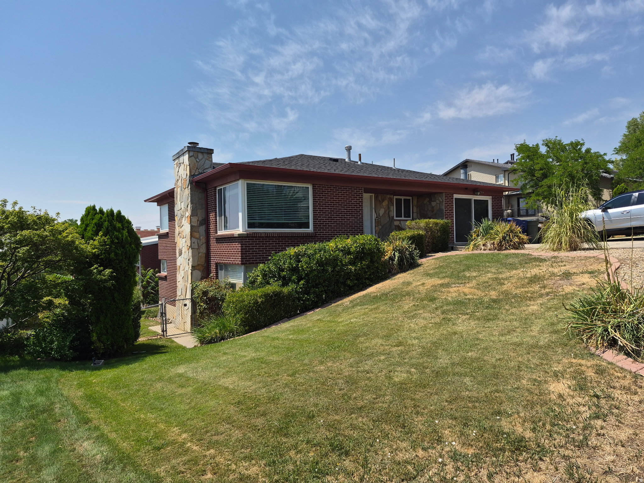 699 N EASTCAPITOL BLVD, Salt Lake City, UT 84103 — photo 1