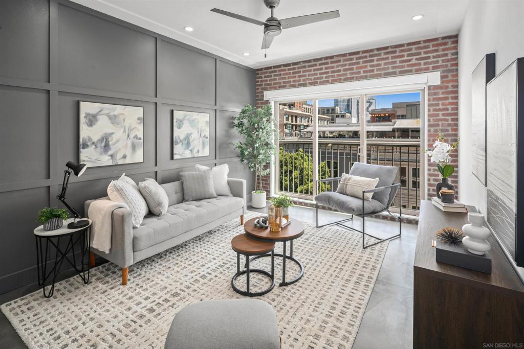 450 J 5151, San Diego, CA 92101 — photo 1