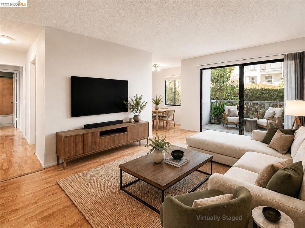 3 Commodore DR B153, Emeryville, CA 94608 — photo 1
