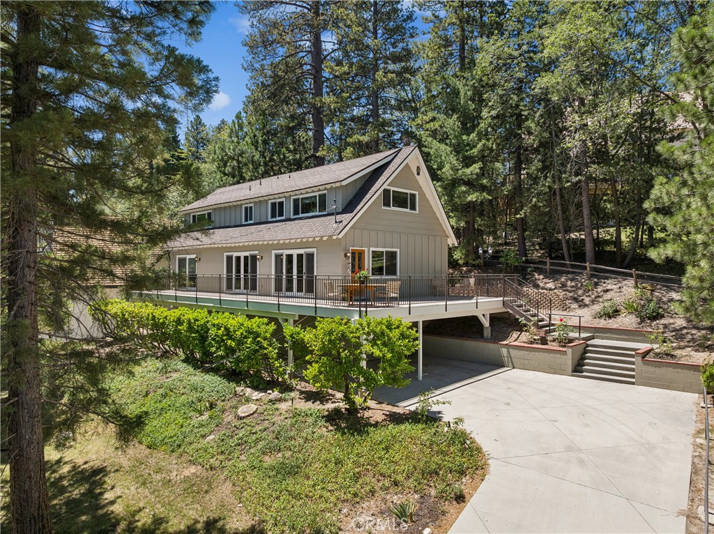 27711 Hamiltair Drive, Lake Arrowhead, CA 92352 — photo 1