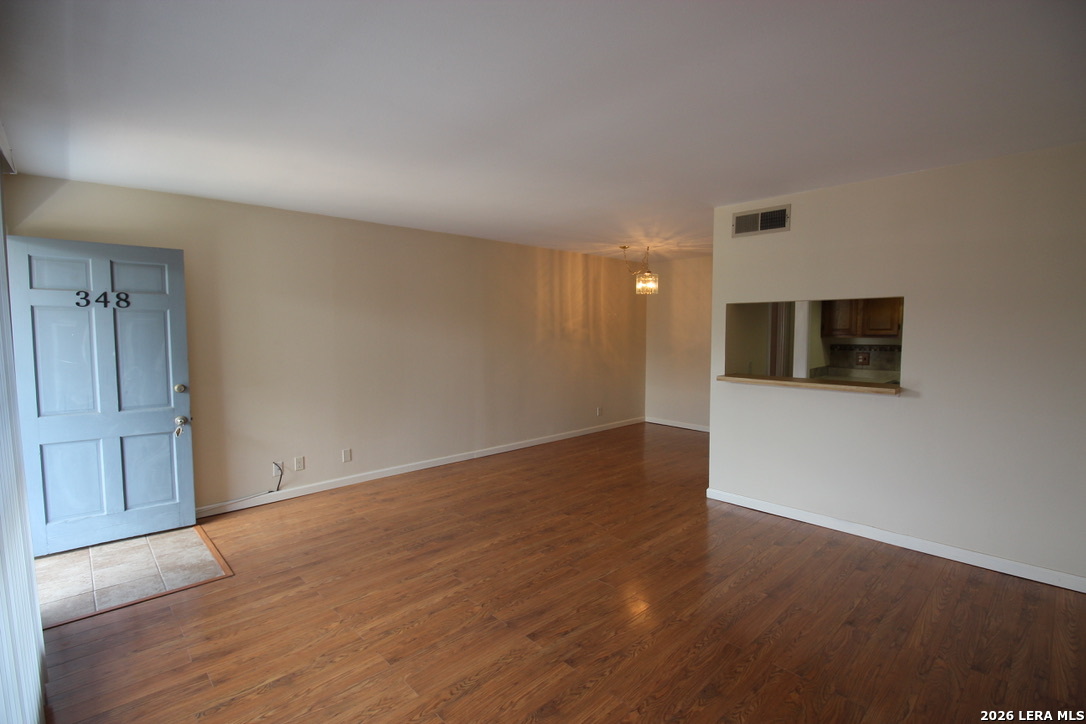 8401 New Braunfels, ,  78209 — photo 1