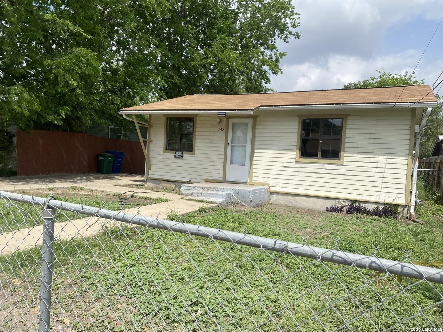 545 W HARLAN AVE, San Antonio, TX 78214 — photo 1