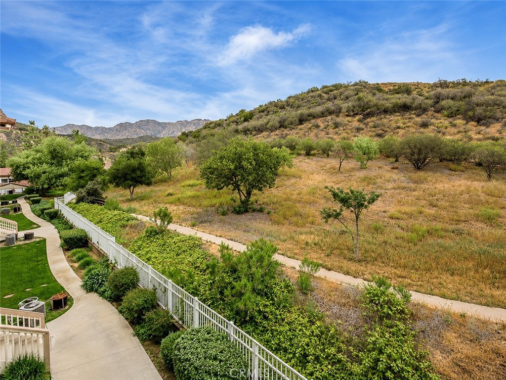 5805 Oak Bend Lane 407, Oak Park, CA 91377 — photo 1