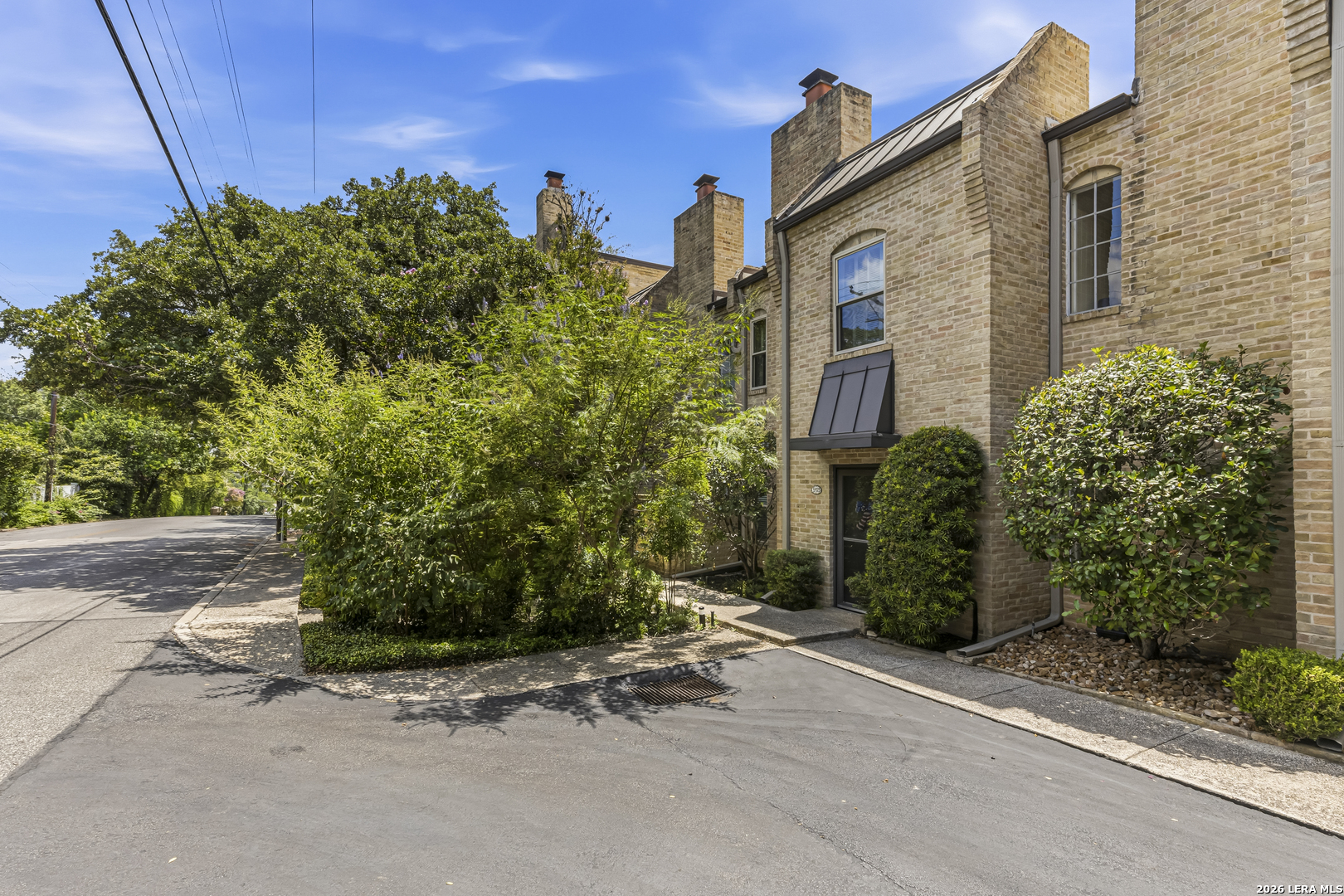5403 N NEW BRAUNFELS AVE, San Antonio, TX 78209 — photo 1