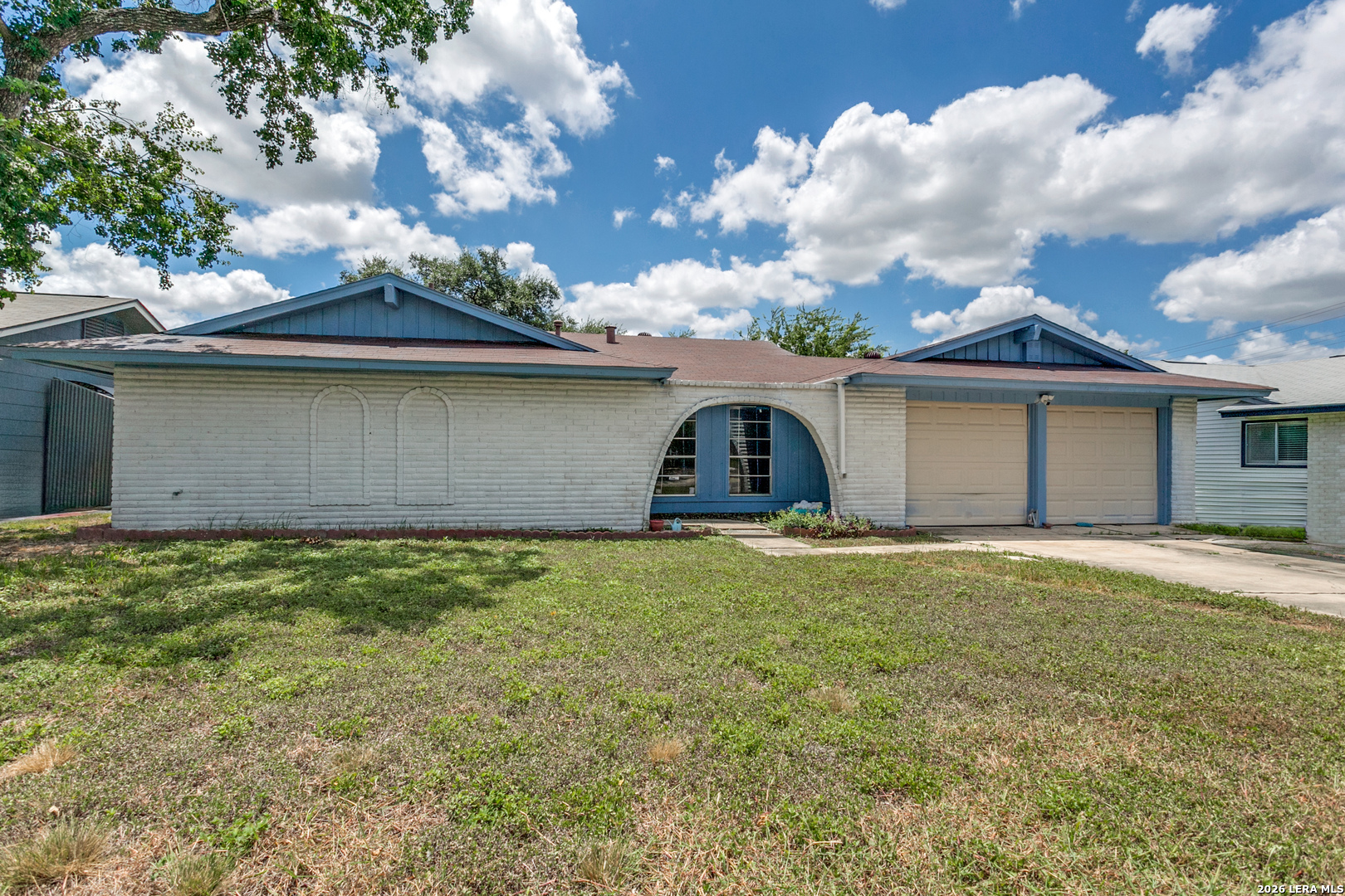 550 BERTETTI DR, San Antonio, TX 78227 — photo 1