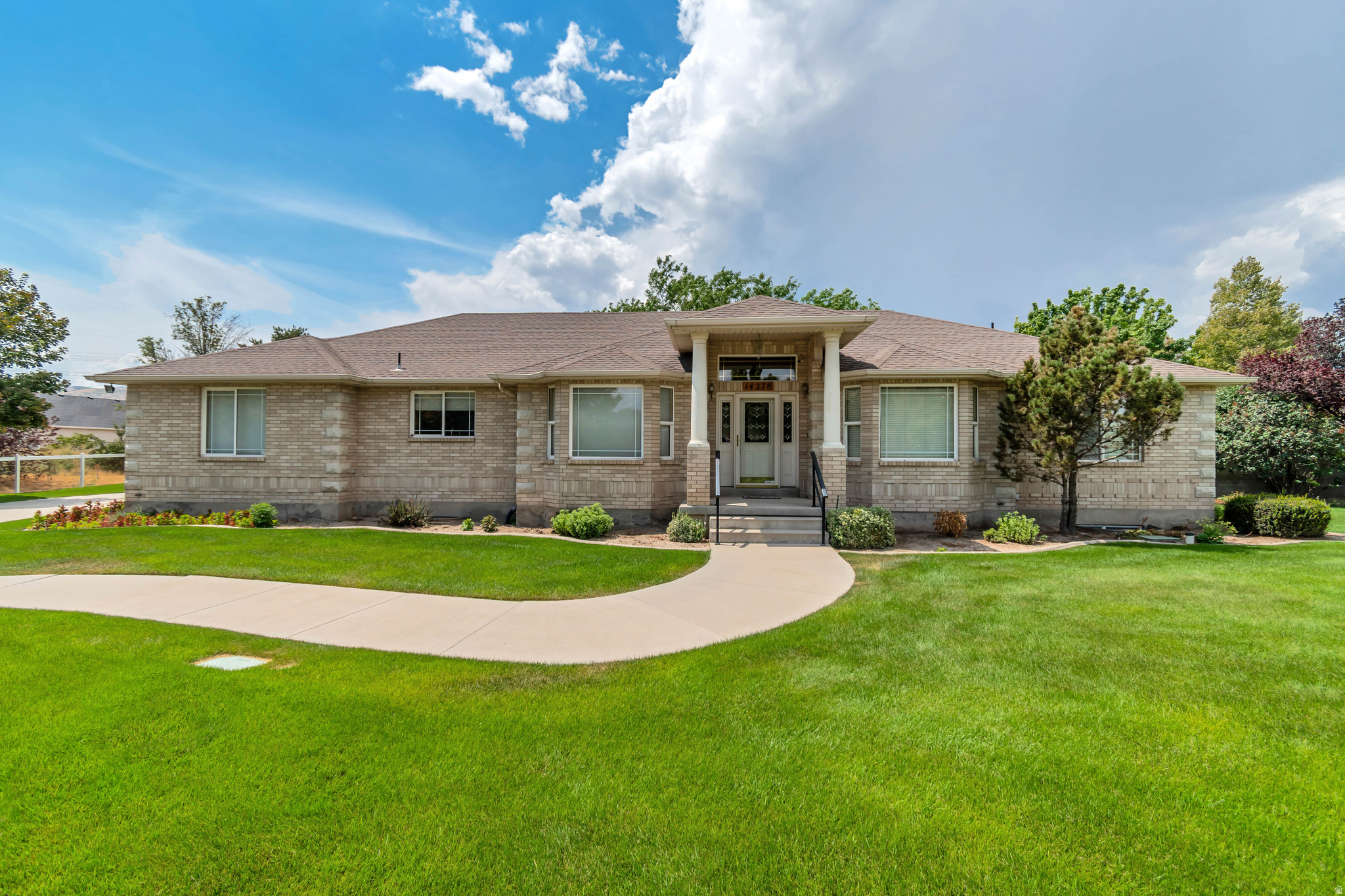 14278 S COUNTRY CLASSIC DR, Bluffdale, UT 84065 — photo 1