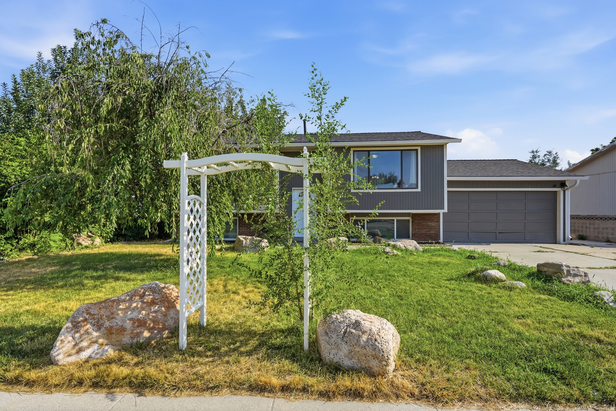 4287 W STRATUS, Kearns, UT 84118 — photo 1