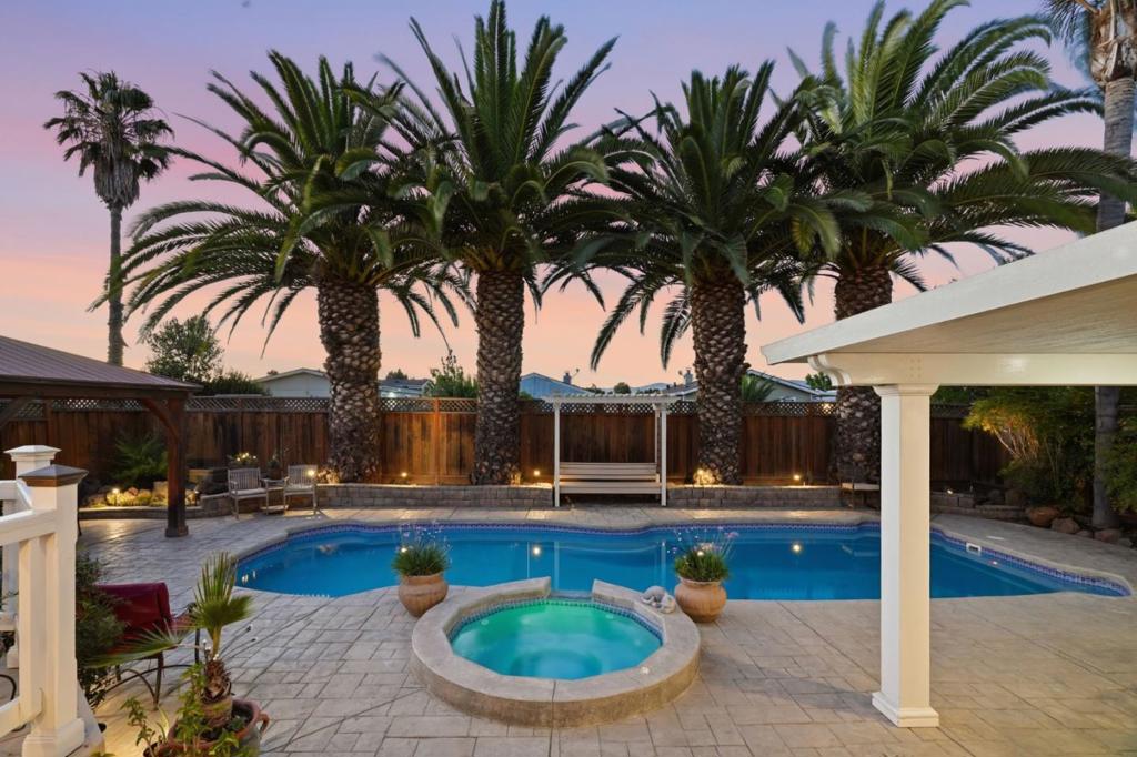 495 London Drive, Gilroy, CA 95020 — photo 1