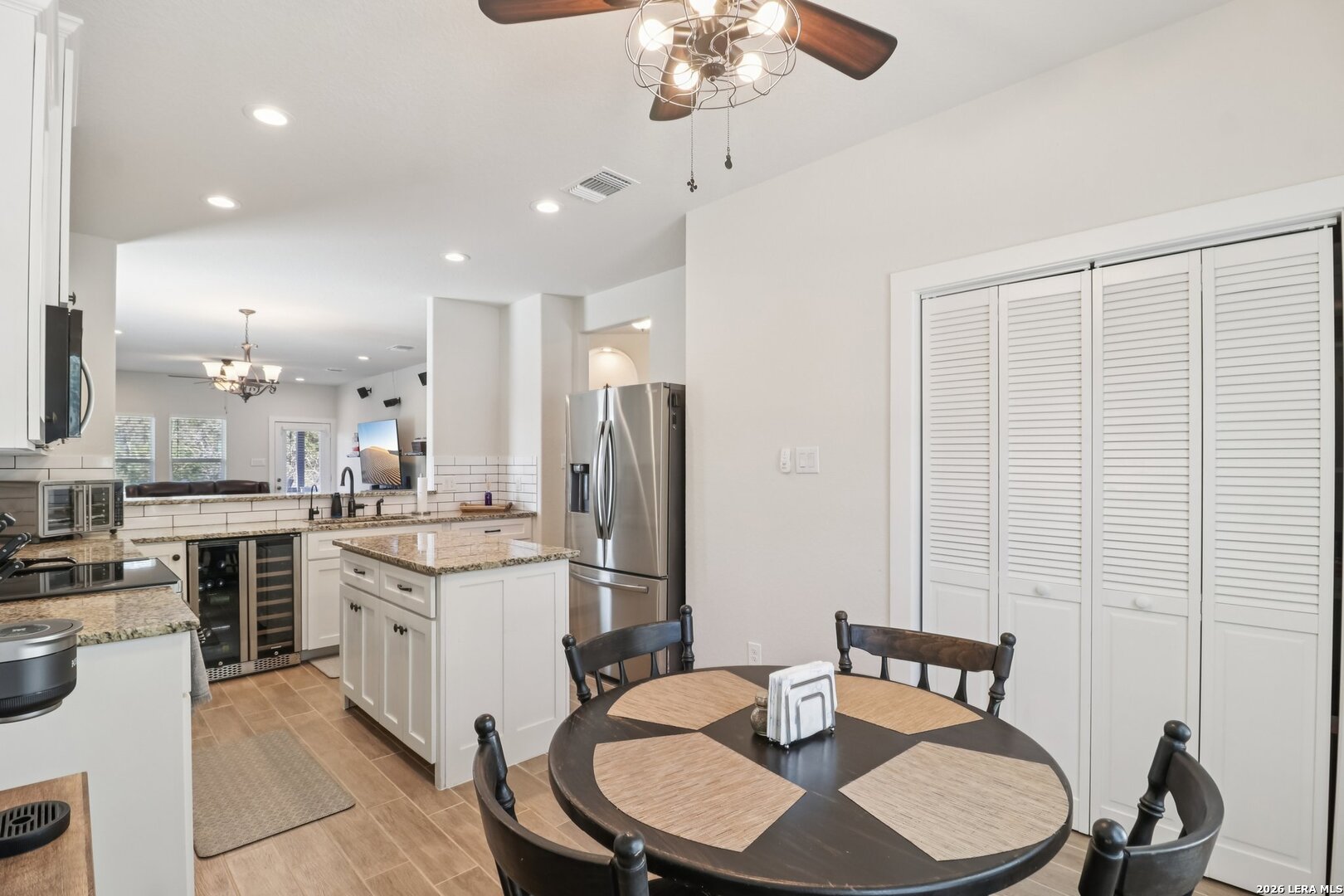 218 Canyon View, , 78070 — photo 1