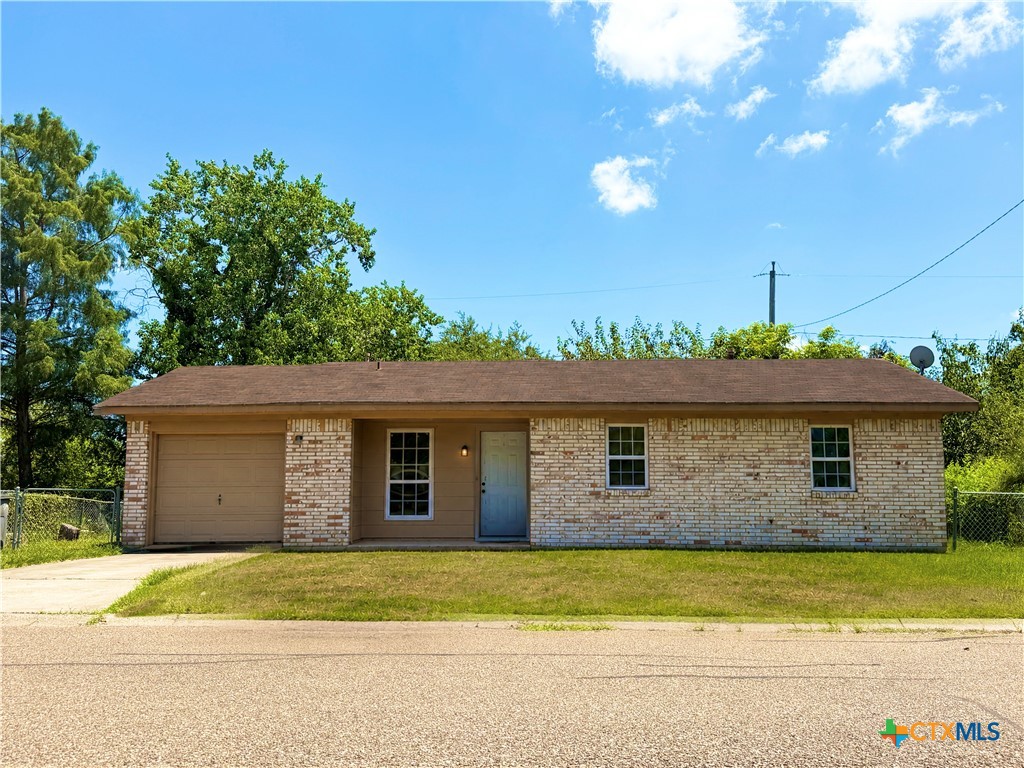 3602 Cypress Street, Victoria, TX 77901 — photo 1