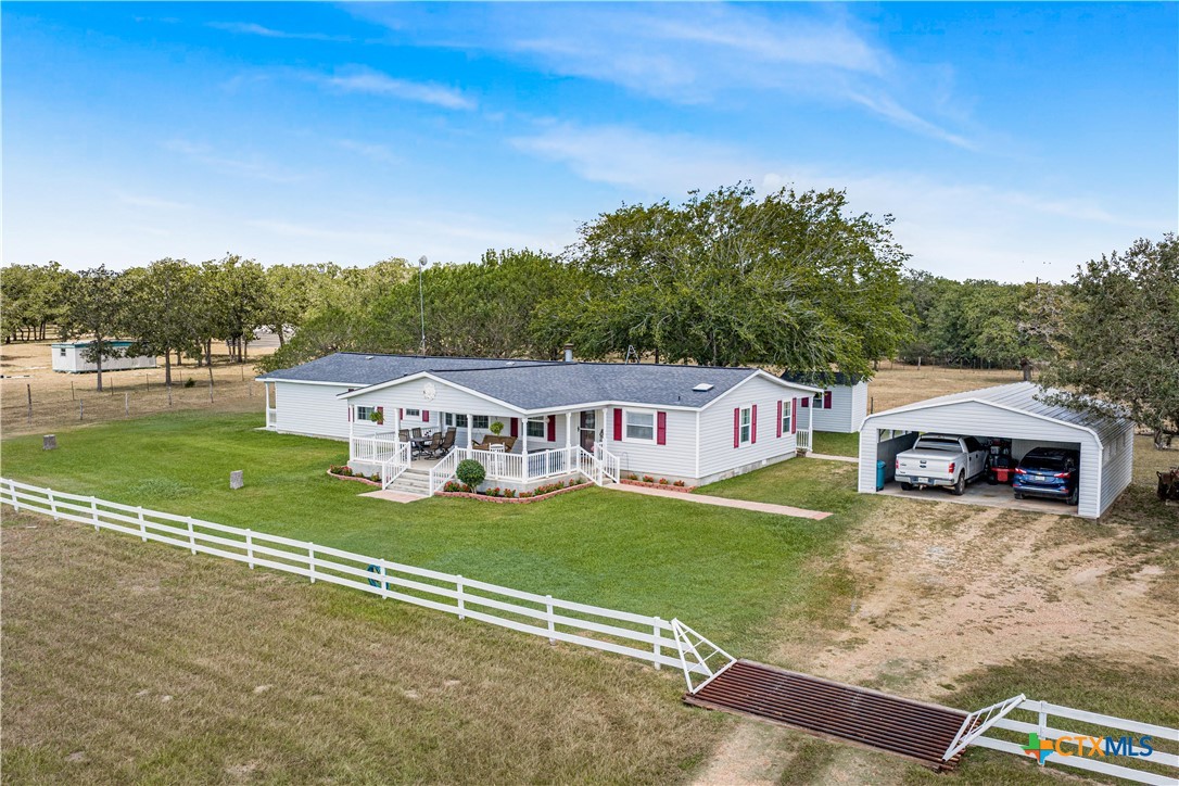 482 Hiller, Cuero, TX 77954 — photo 1