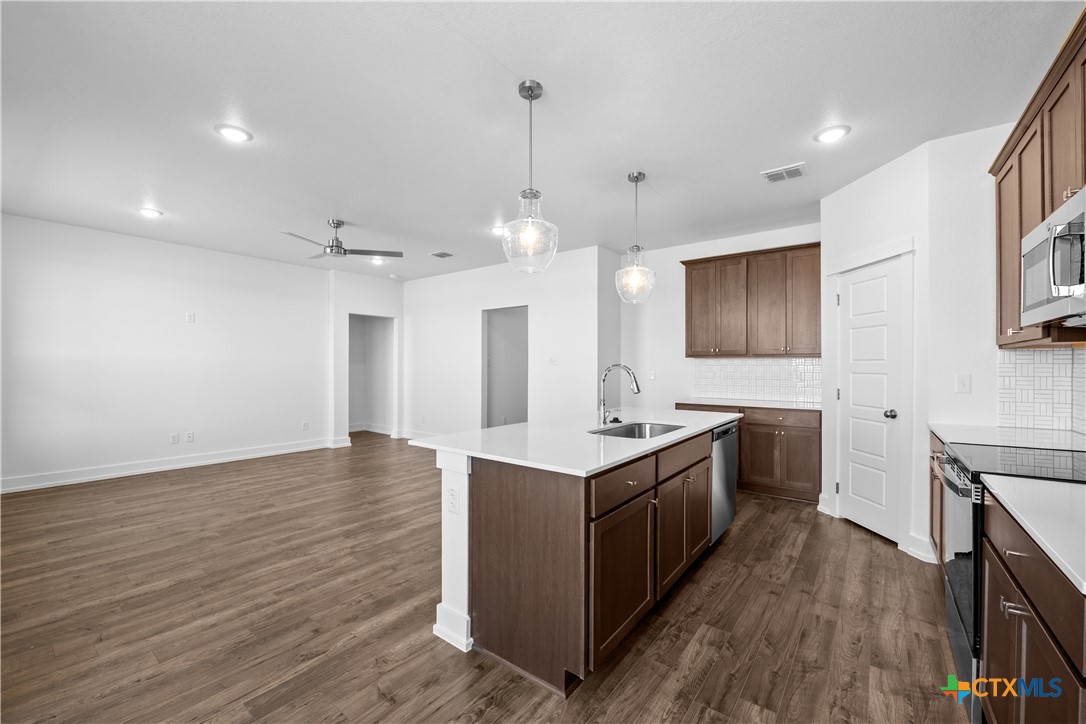 417 Mustang, Nolanville, TX 76559 — photo 1
