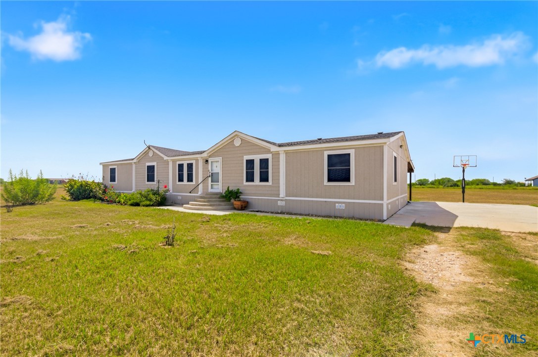 730 Shady Hollow, Victoria, TX 77904 — photo 1