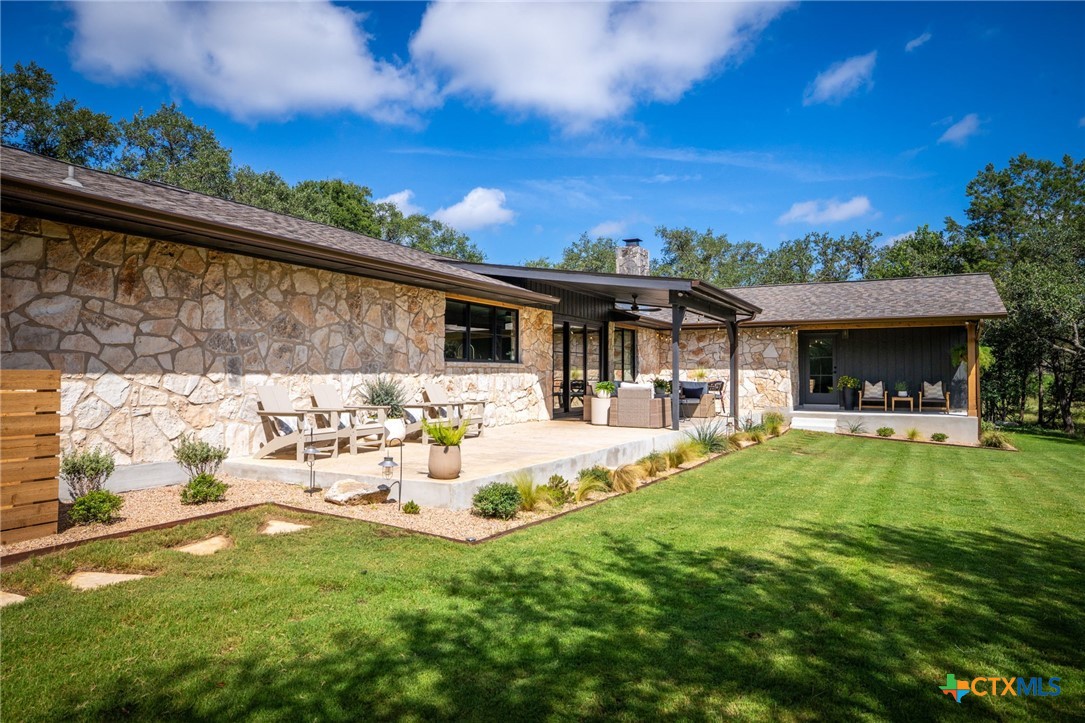 138 Hill Haven, New Braunfels, TX 78132 — photo 1