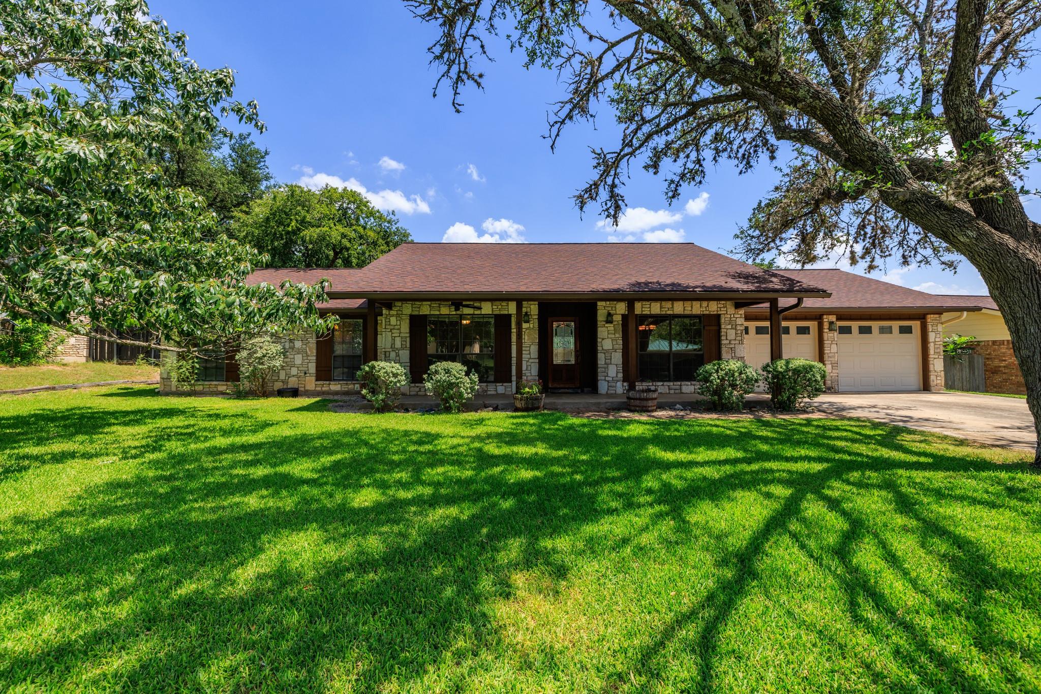 415 Meadow Ridge
