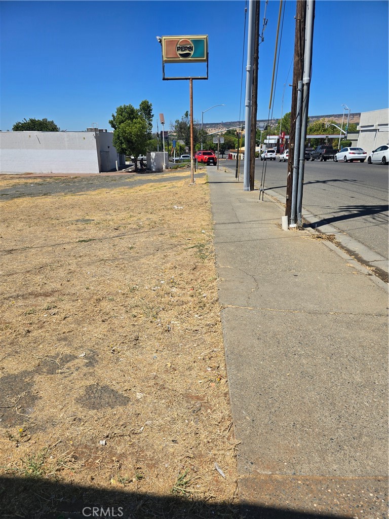2614 Myers, Oroville, CA 95966 — photo 1