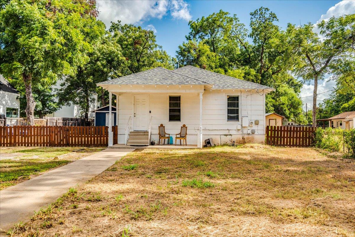 3512 Gonzales, Austin, TX 78702 — photo 1