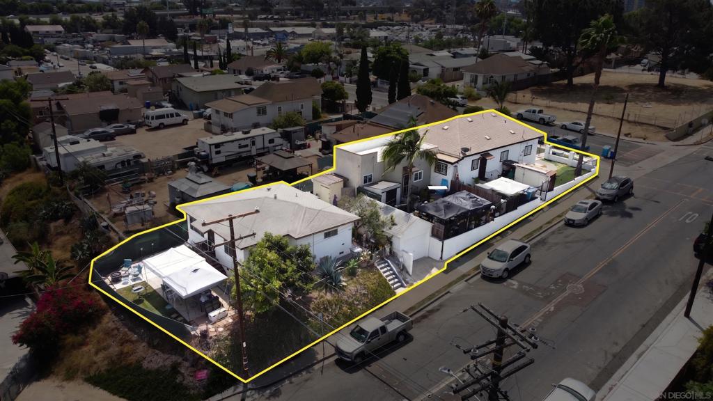 853 S 32nd St, San Diego, CA 92113 — photo 1
