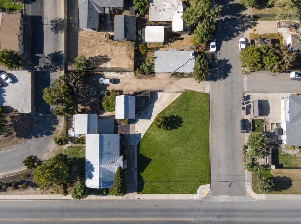 Address withheld, Sanger, CA 93657 — photo 1