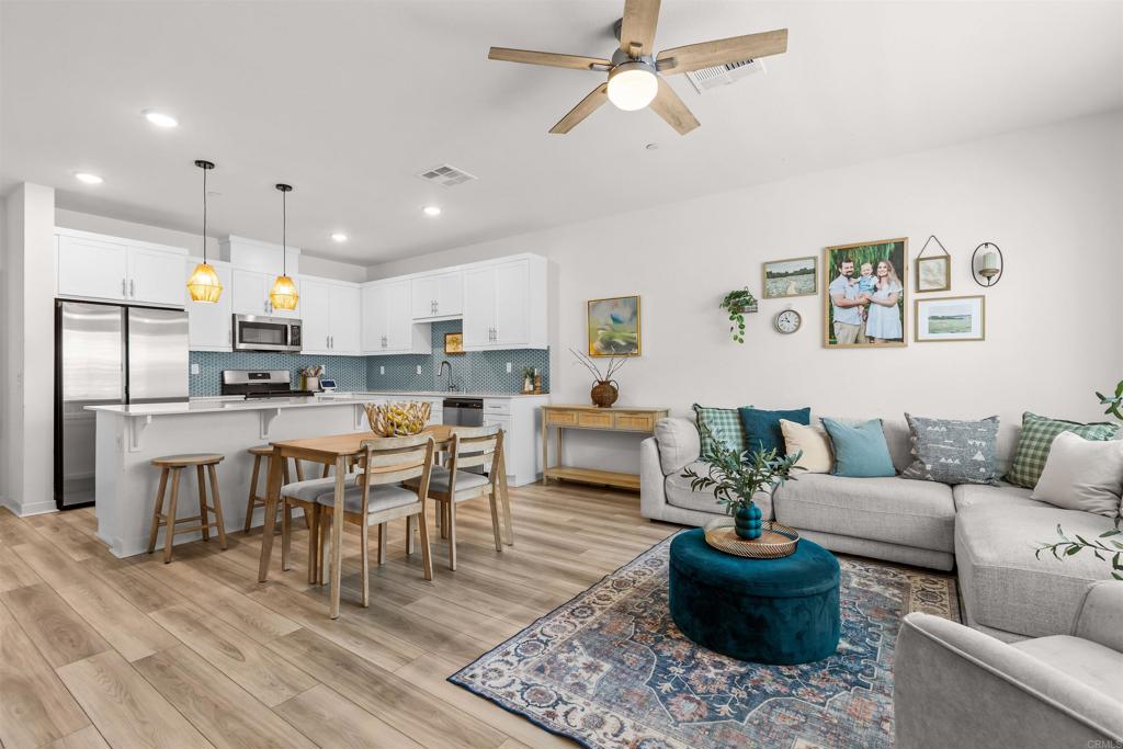 311 SATSUMA TRAIL, Fallbrook, CA 92028 — photo 1
