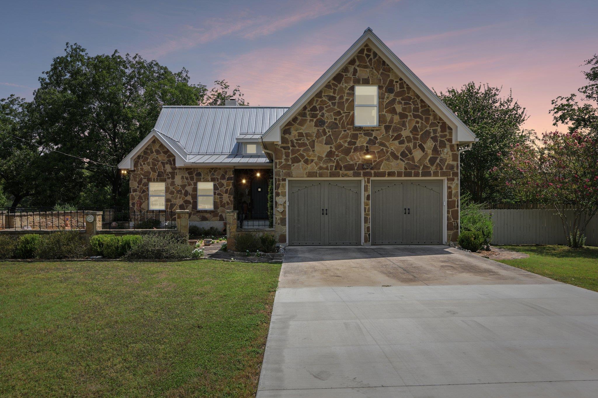246 Blanco, Wimberley, TX 78676 — photo 1