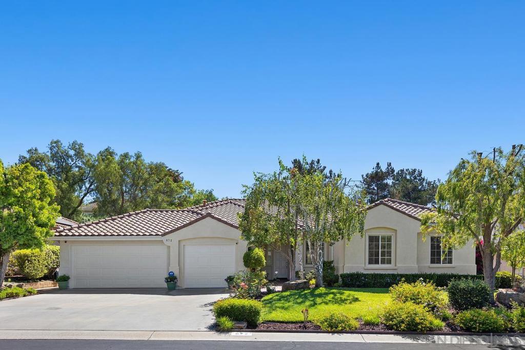 672 Inverlochy Dr, Fallbrook, CA 92028 — photo 1