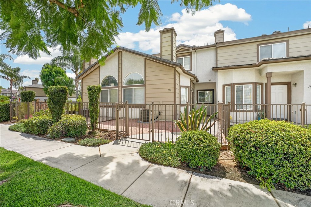 1555 Orange Ave #1106, Redlands, CA 92373 — photo 1