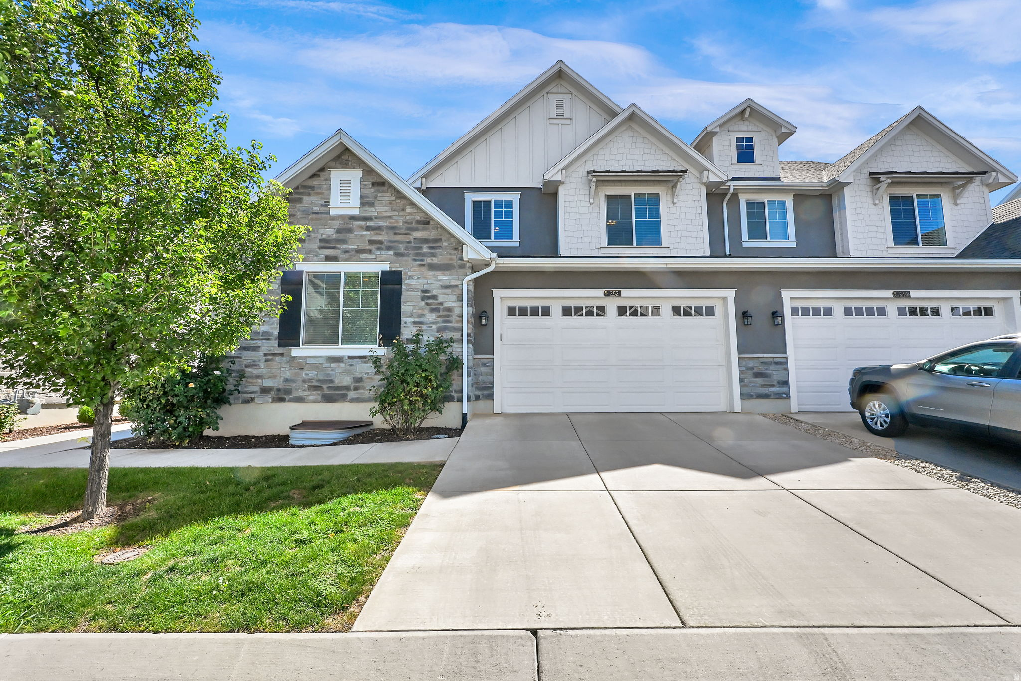 252 N GLENWOOD WAY, North Salt Lake, UT 84010 — photo 1