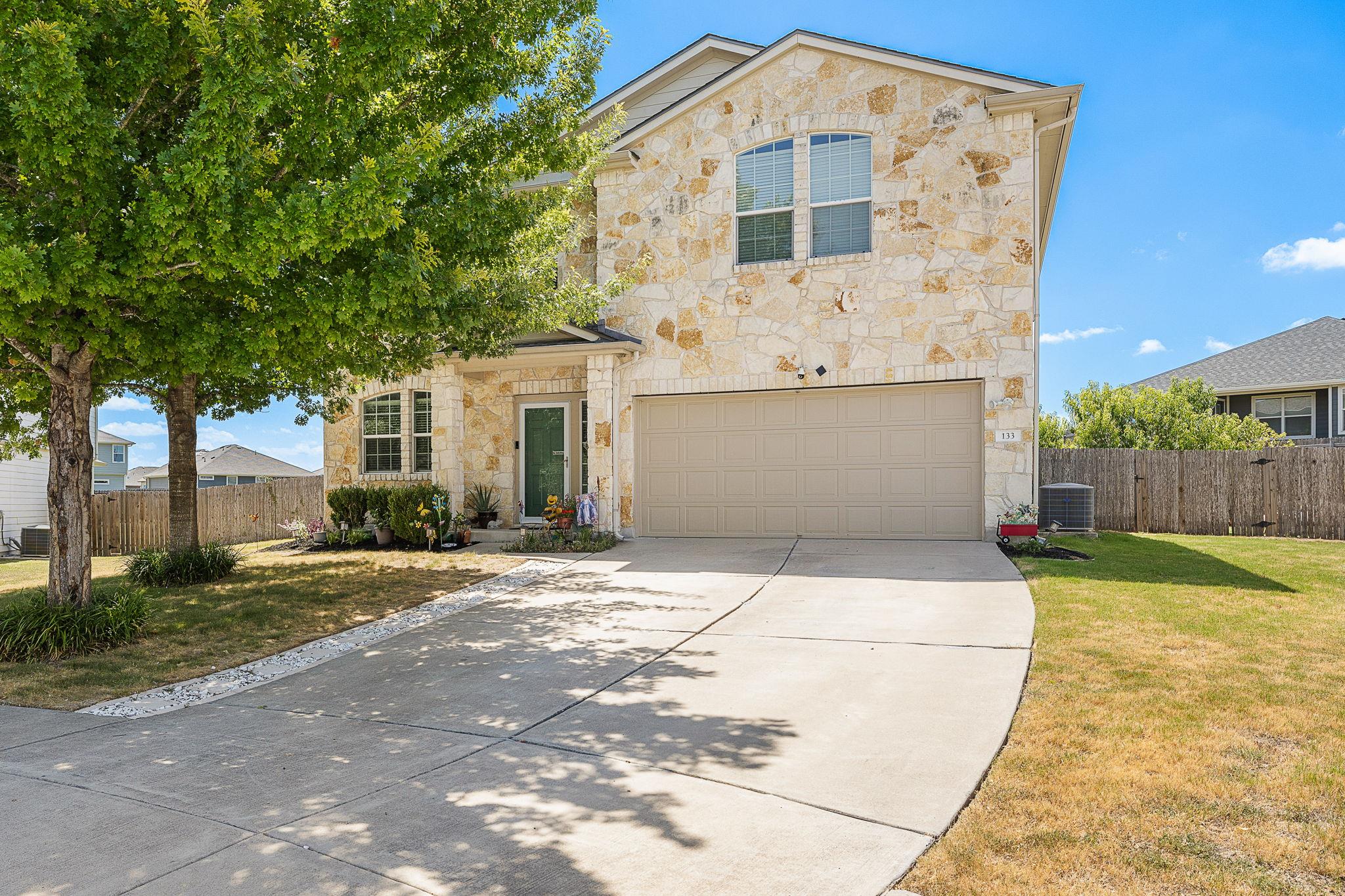 133 Lavaca, Hutto, TX 78634 — photo 1