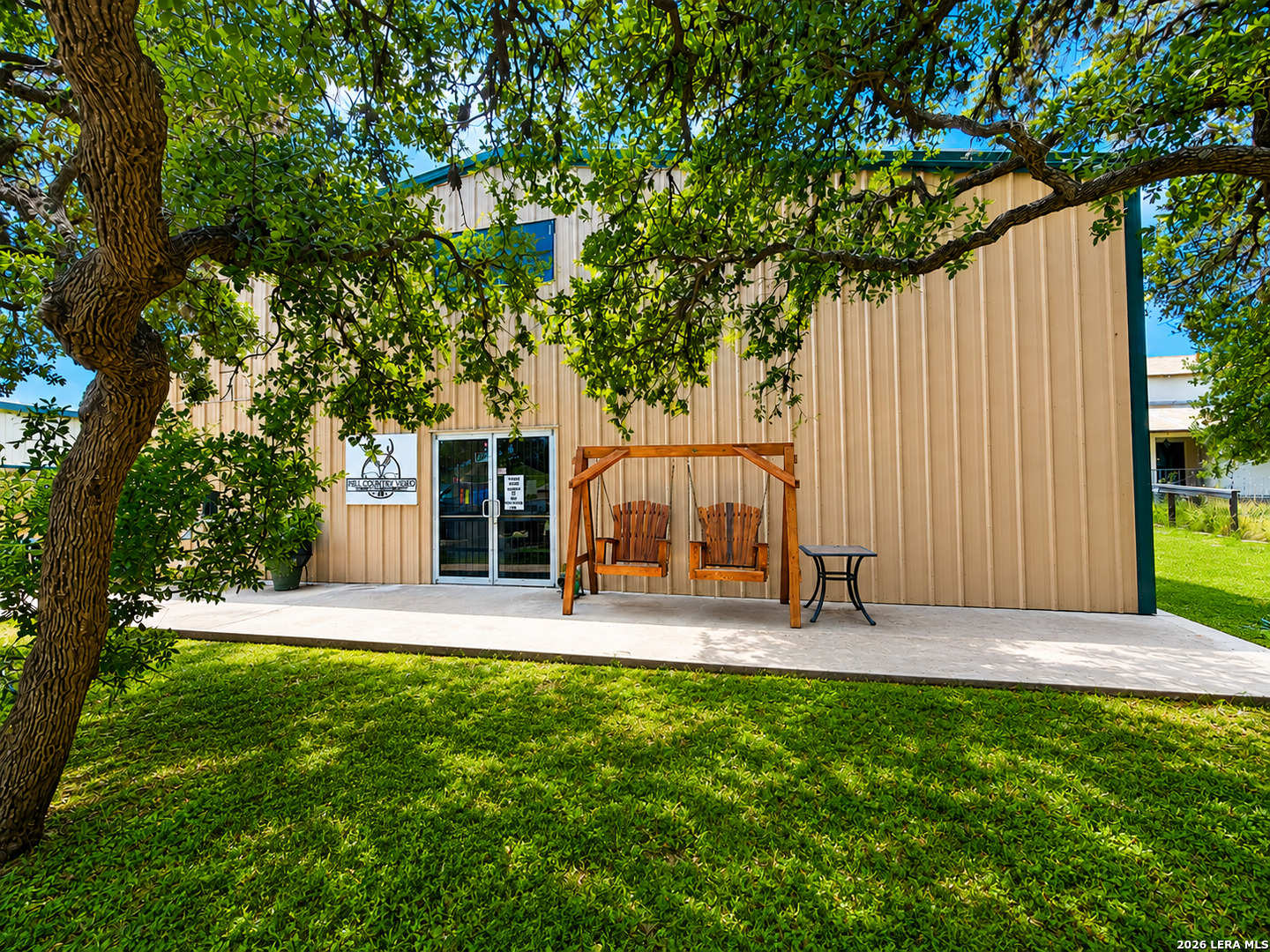 206 N LEON KLINK ST