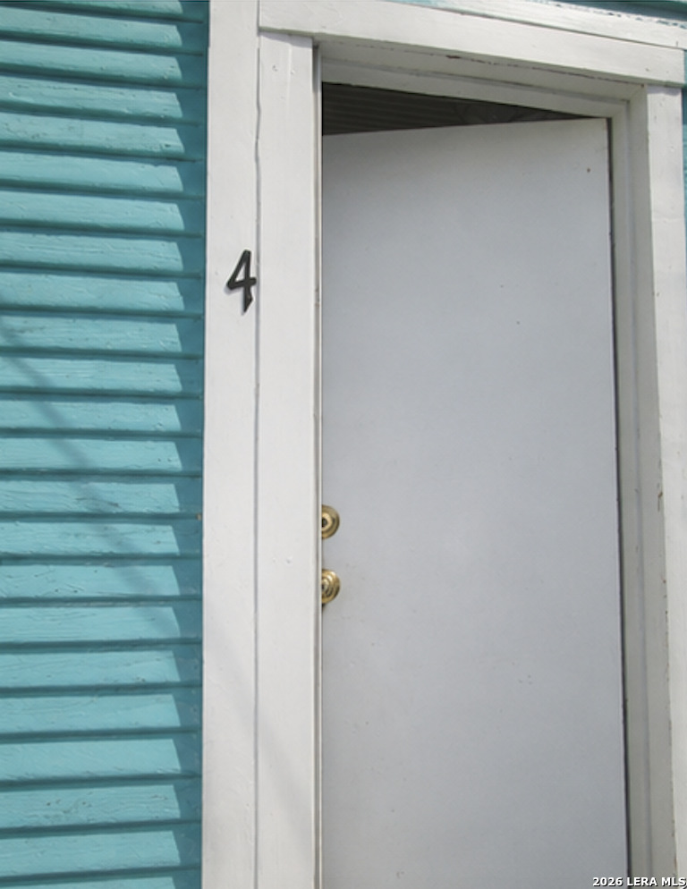 1730 Poplar, , 78207 — photo 1