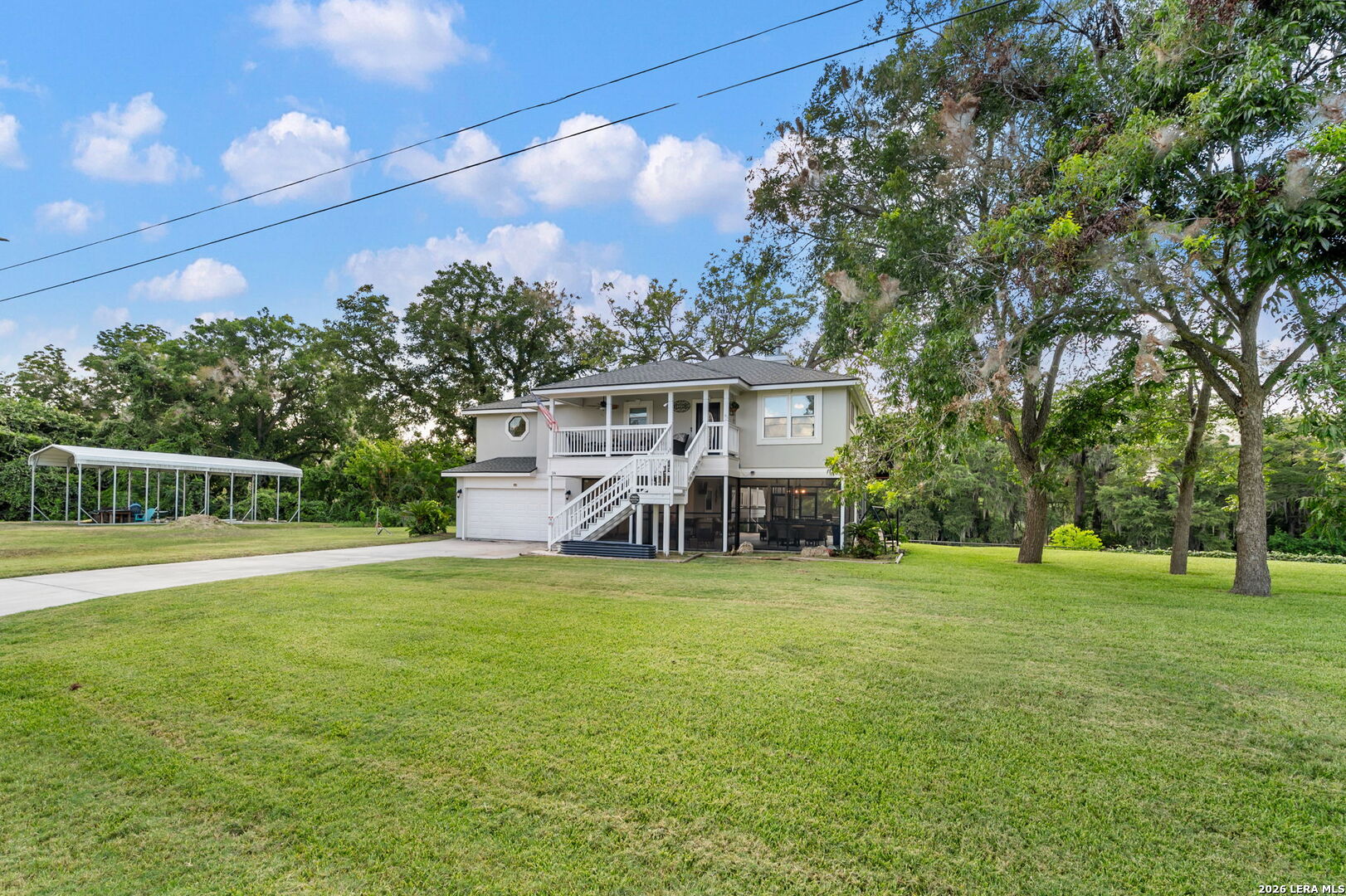 34 river oak, ,  78155 — photo 1