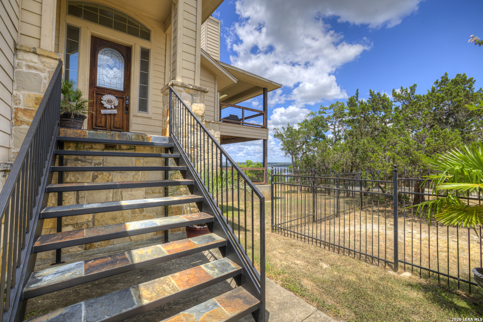 1525 LAKESIDE DR, ,  78133 — photo 1