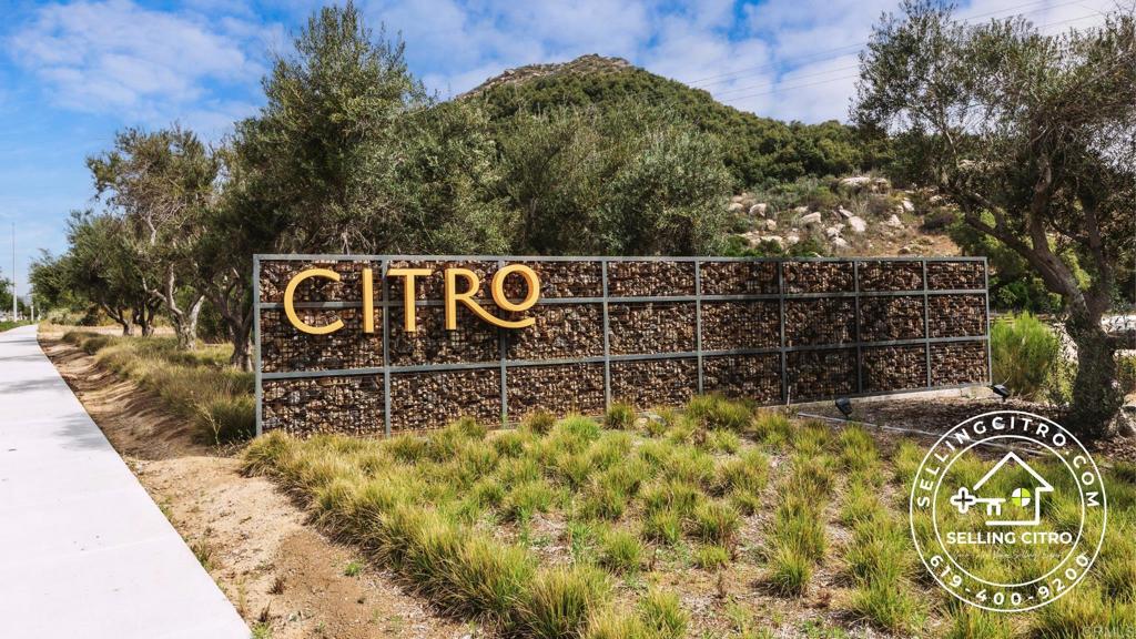 308 SEEDLING WAY, Fallbrook, CA 92028 — photo 1