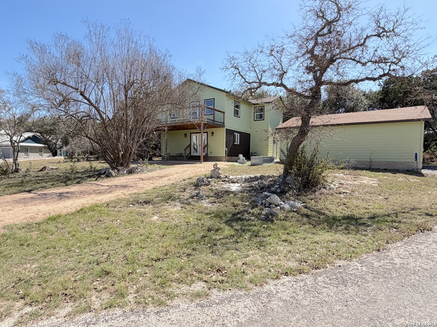 614 Red Oak Woods, ,  78133 — photo 1