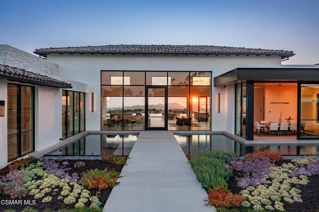 2551 White Stallion Road, Thousand Oaks, CA 91361 — photo 1