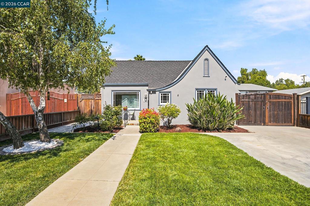 1455 Mckendrie St, San Jose, CA 95126 — photo 1