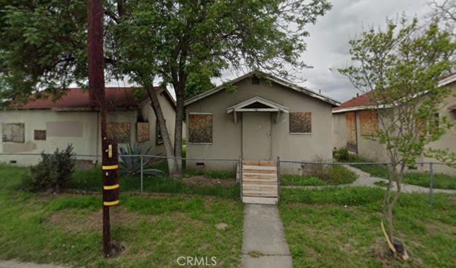 490 S Pershing Avenue, San Bernardino, CA 92408 — photo 1
