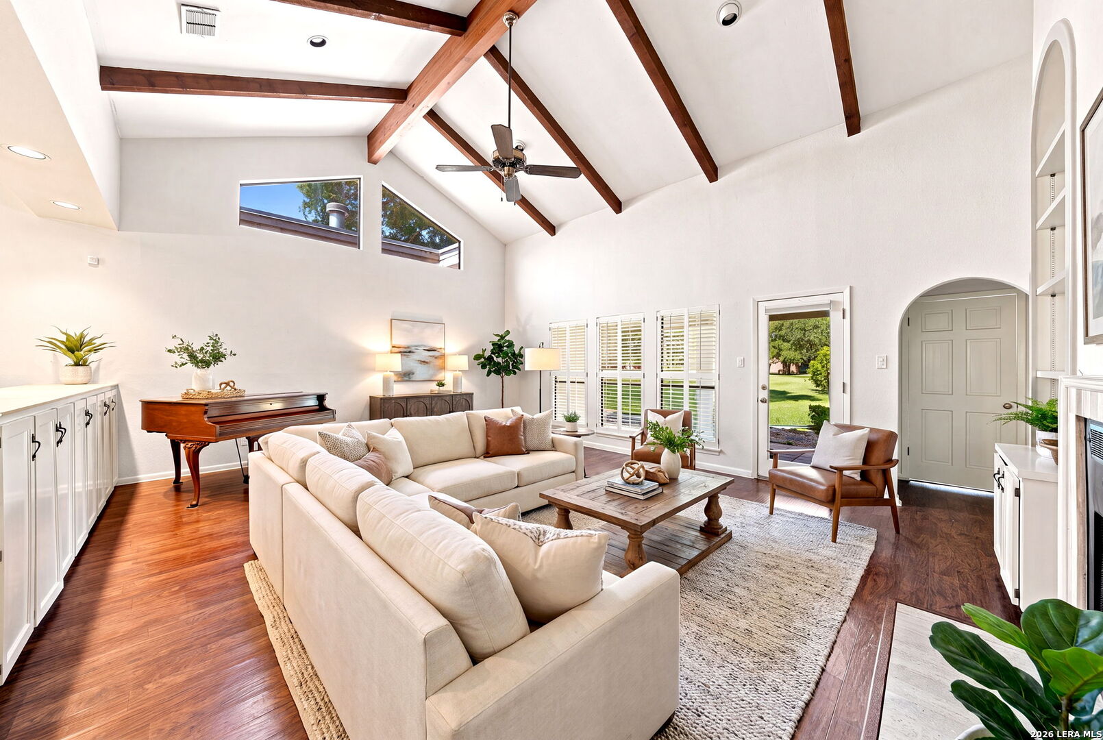 2625 Calle Del Robles, ,  78028 — photo 1