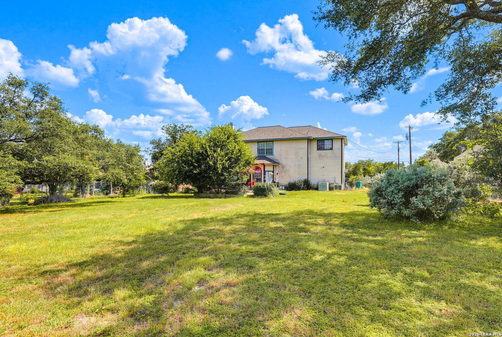 511 ORACLE DR, ,  78260 — photo 1