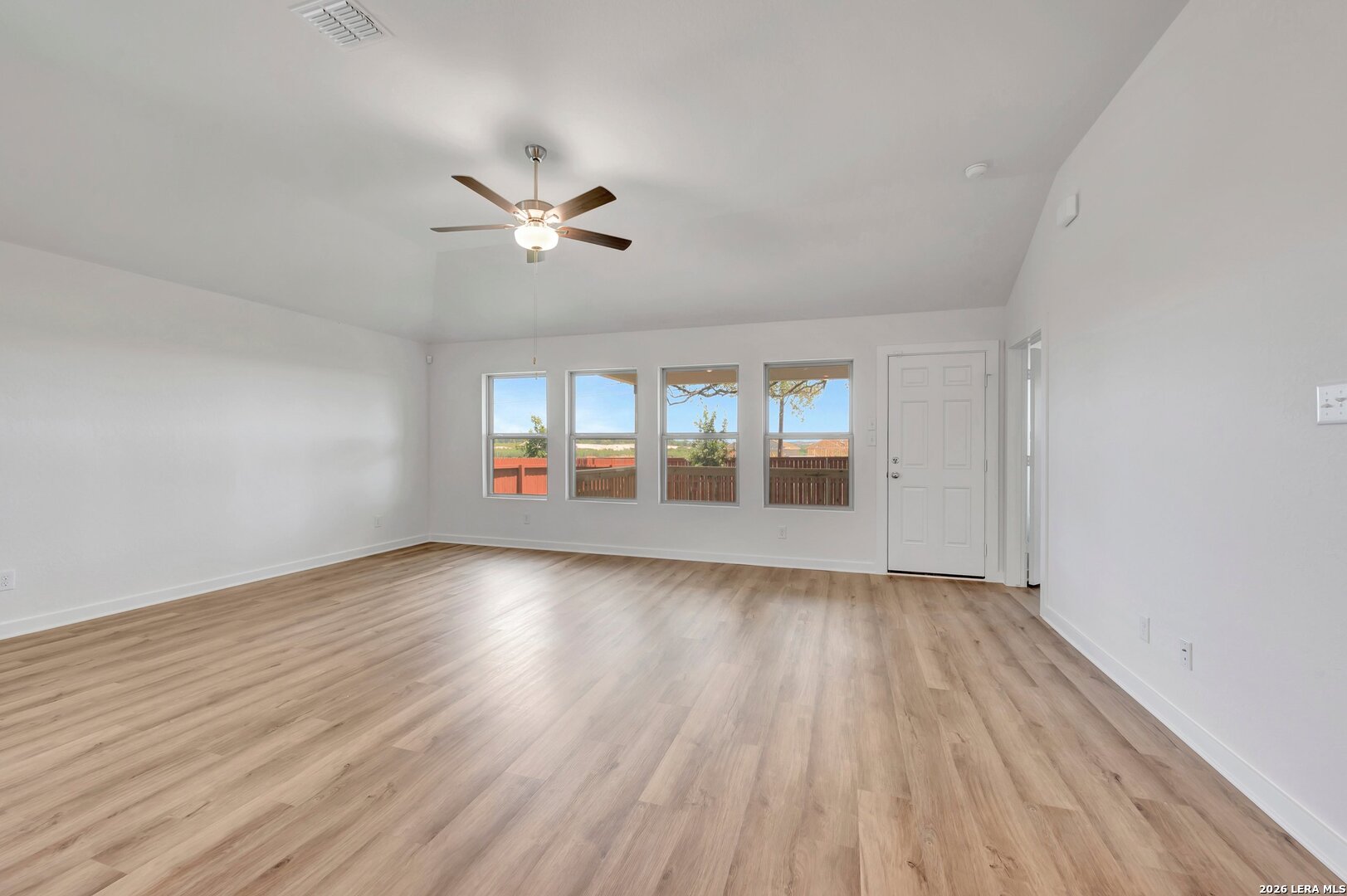 118 Stabler Square, ,  78056 — photo 1