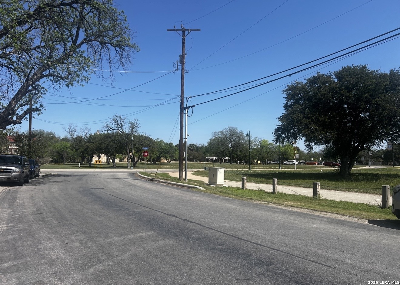 811 Theo Pwy, ,  78210 — photo 1